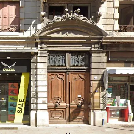 Ht - Casa Del Poeta Nel Cuore Di Apartment Padova