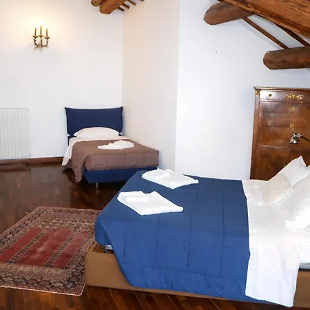 Ht - Casa Del Poeta Nel Cuore Di Apartman Padova
